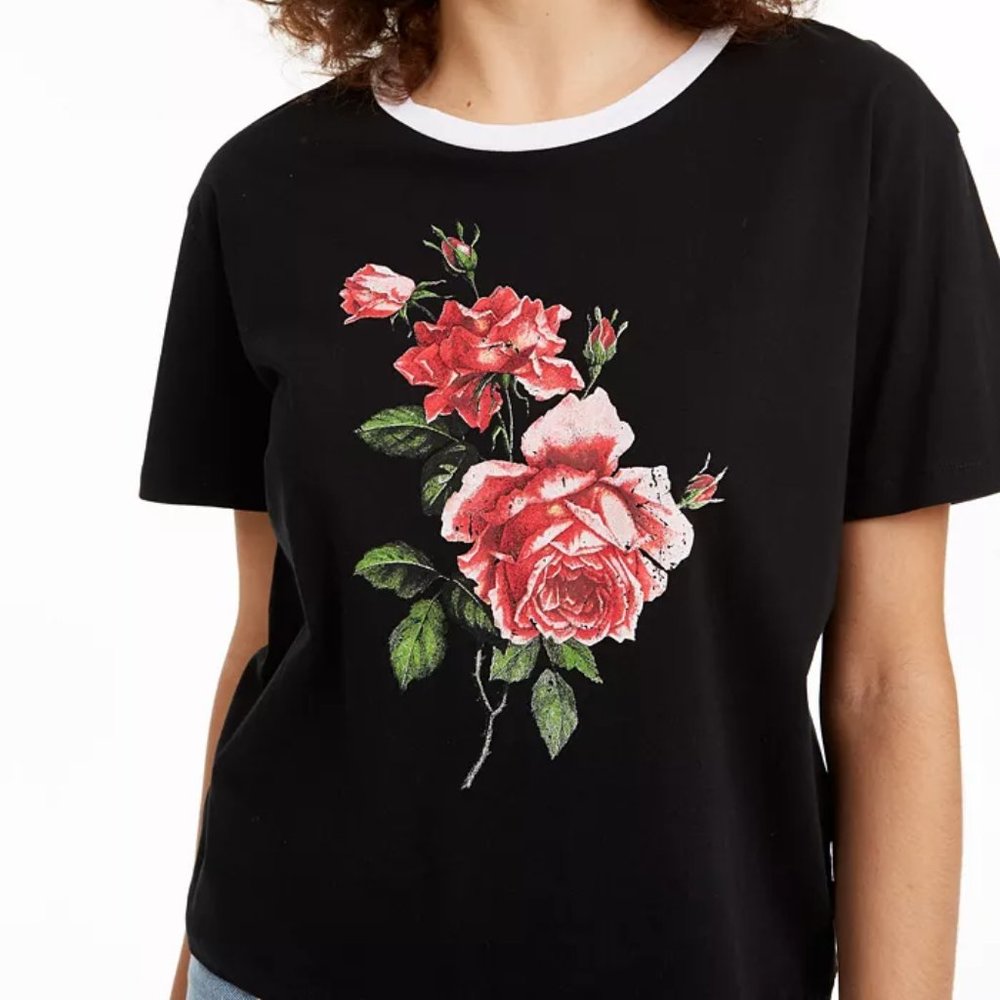 Rebellious One Juniors' Cotton Rose Graphic T-Shirt